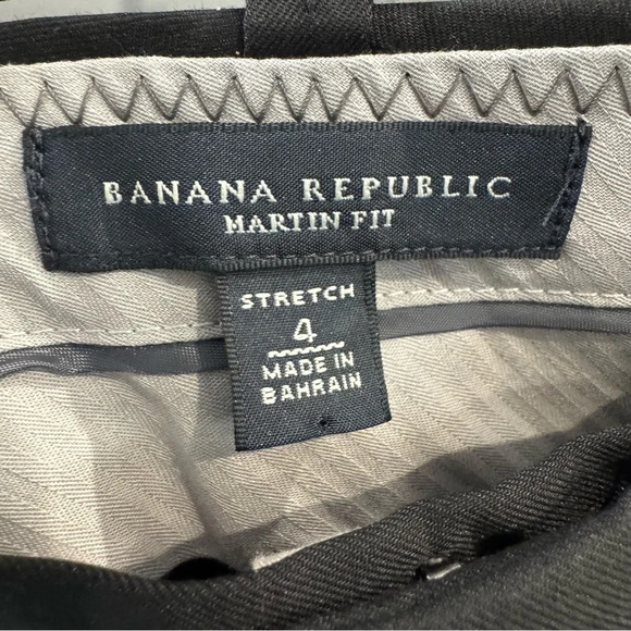 Banana Republic NWOT Black Martin Fit Bermuda Shorts size 4 - Picture 5 of 8